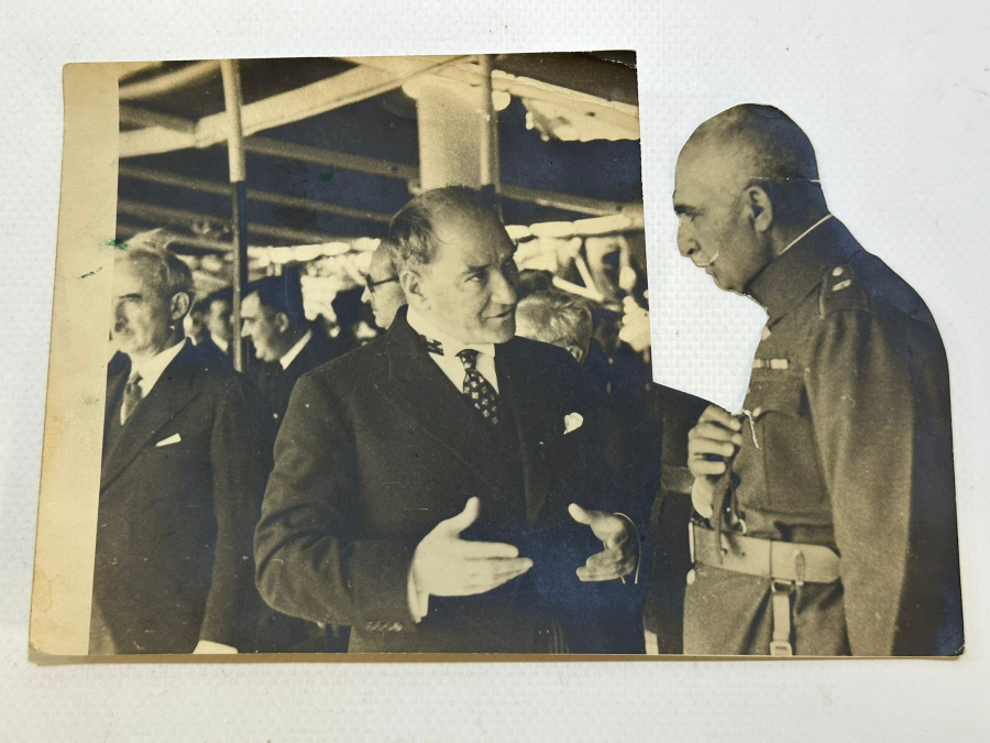 thumbATATÜRK VE İRAN ŞAHI RIZA PEHLEVİ ORJİNAL FOTOĞRAF