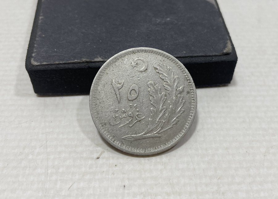 thumbOSMANLICA YAZILI 1341-1925 YILI YÜKSEK KONDİSYONDA 25 PARA