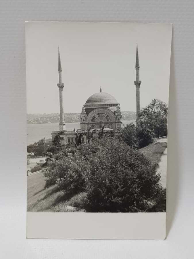 DOLMABAHÇE CAMİİ - BEZMİALEM VALİDE SULTAN CAMİİ VE BOĞAZ